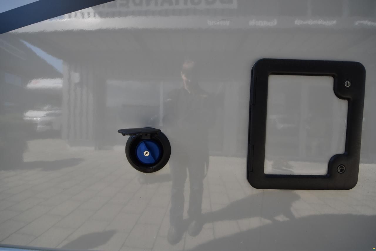 Forster-Reisemobile Coup&eacute; FT 669 EBN