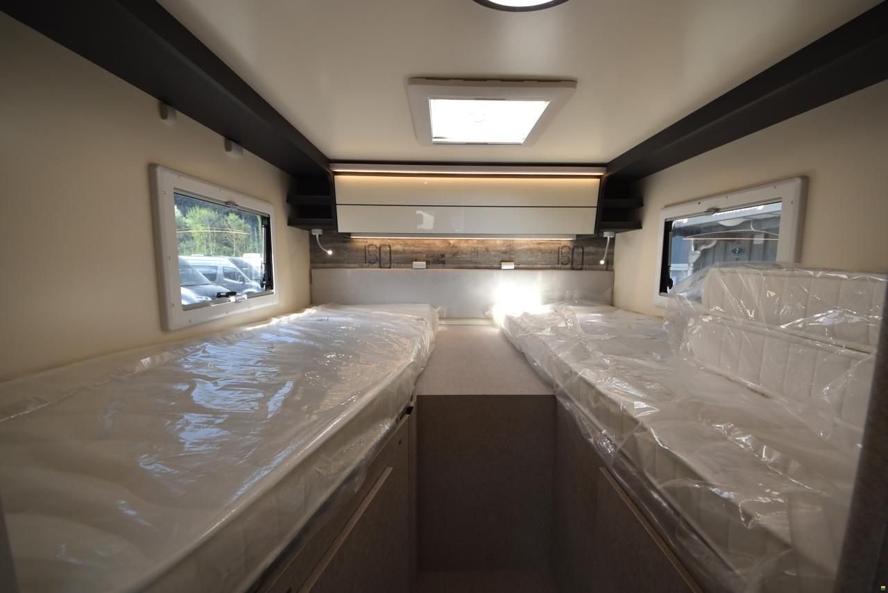 Forster-Reisemobile Coup&eacute; FT 669 EBN