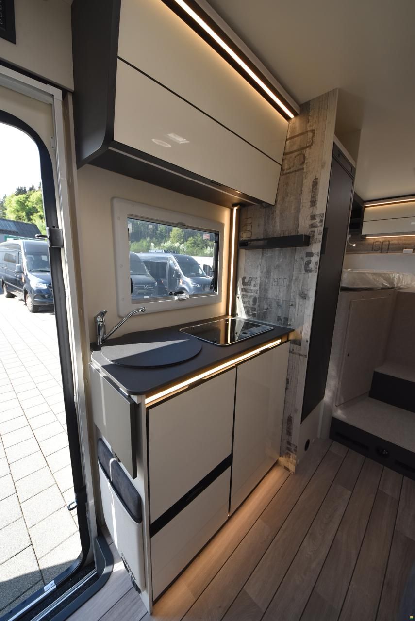 Forster-Reisemobile Coup&eacute; FT 669 EBN