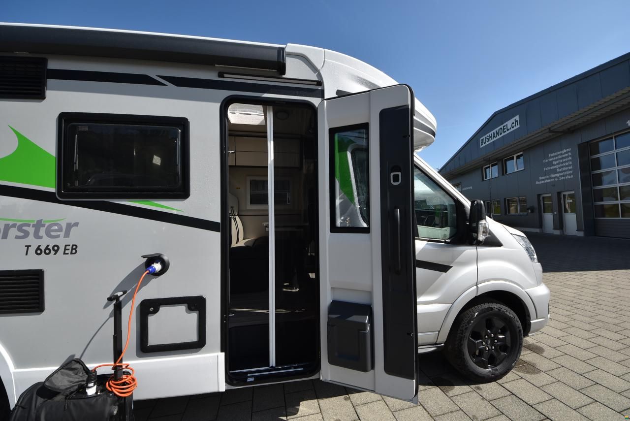 Forster-Reisemobile Coup&eacute; FT 669 EBN