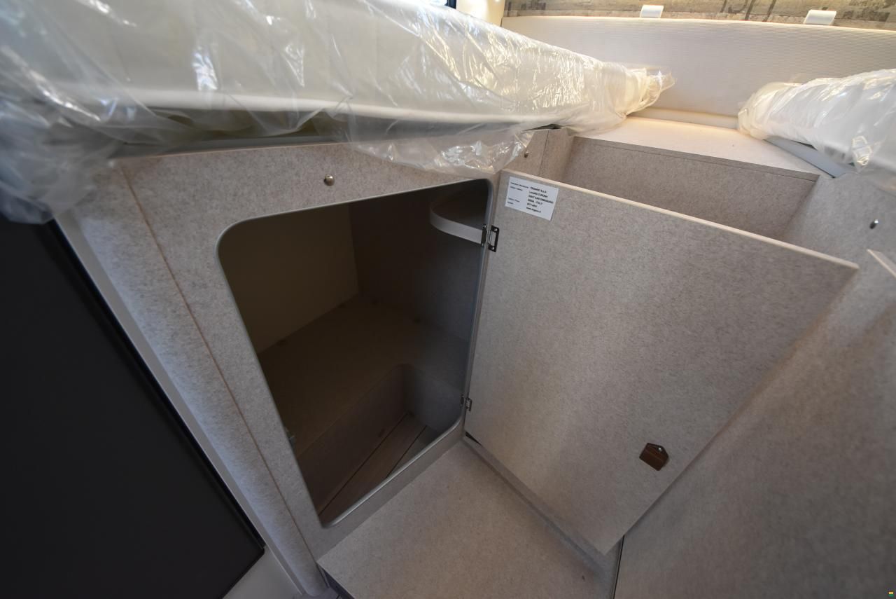 Forster-Reisemobile Coup&eacute; FT 669 EBN