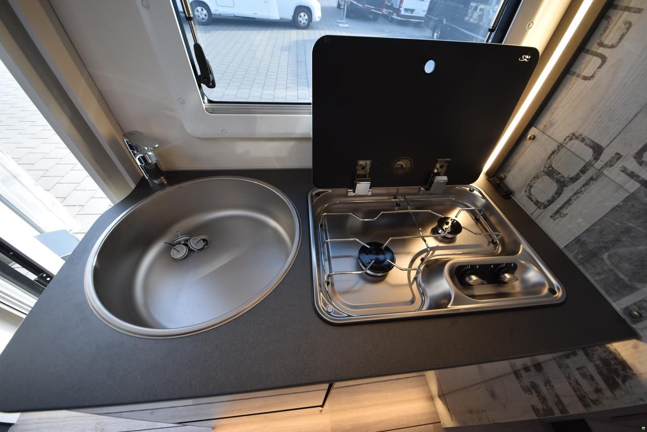 Forster-Reisemobile Coup&eacute; FT 669 EBN