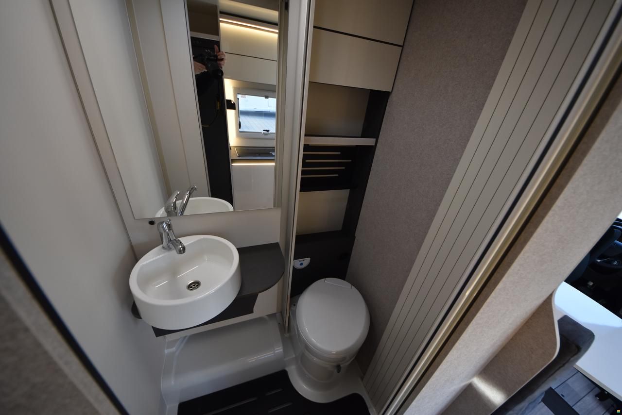 Forster-Reisemobile Coup&eacute; FT 669 EBN