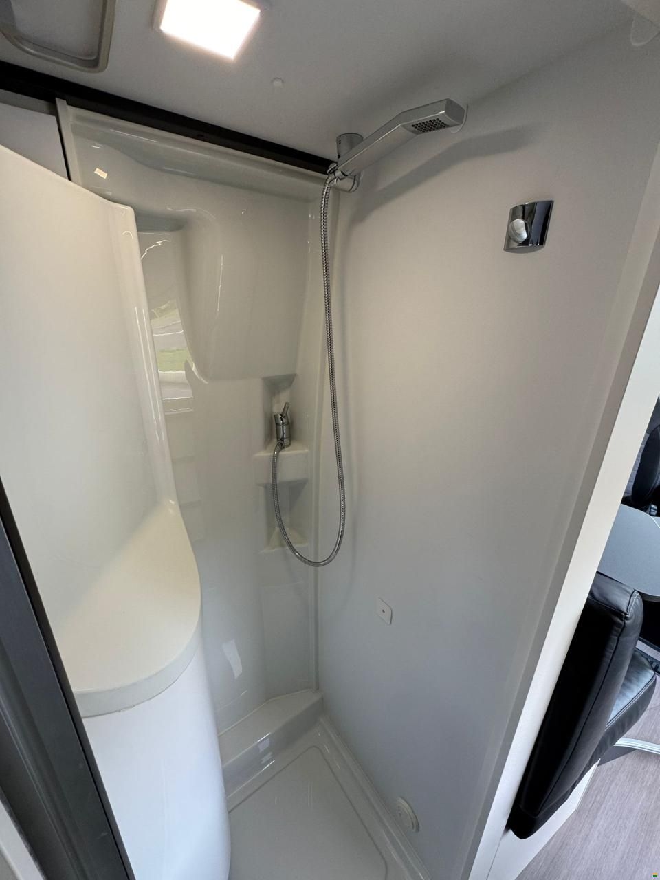 Adria Twin Supreme 640 SGX