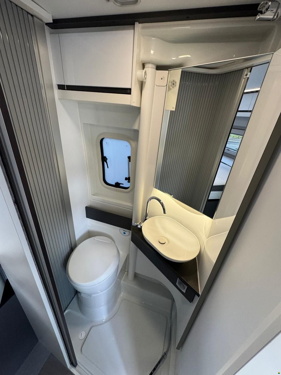 Adria Twin Supreme 640 SGX