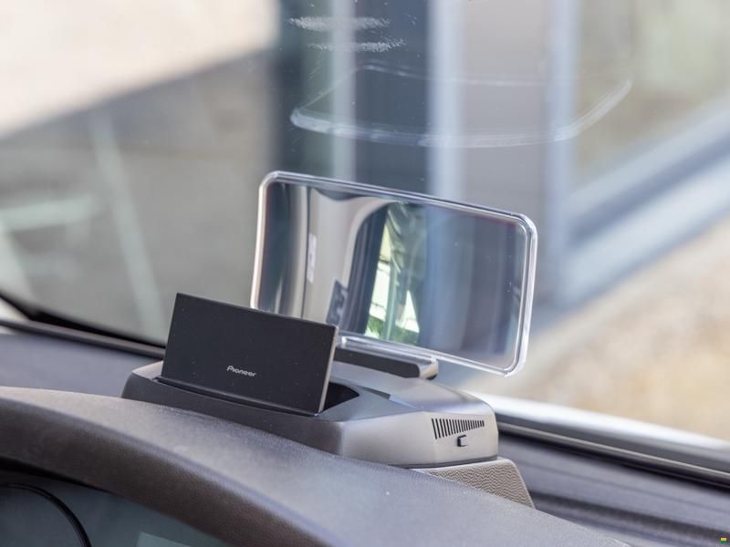 Knaus Sky TI 700 MEG Platinum Selection