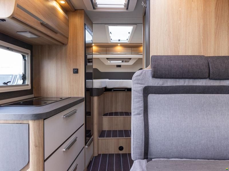 Knaus Sky TI 650 MEG