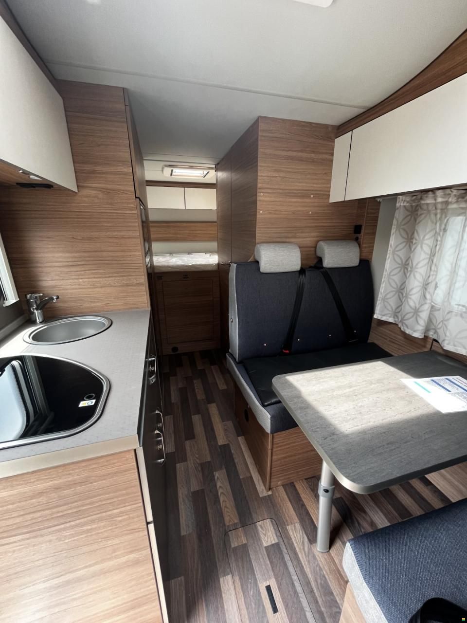 Weinsberg CaraHome 650 DG