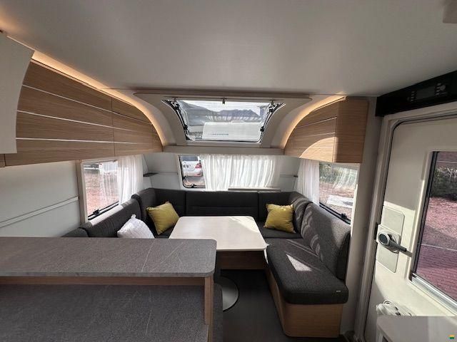 Adria Adora 613 UL Getrennte Einzelbetten