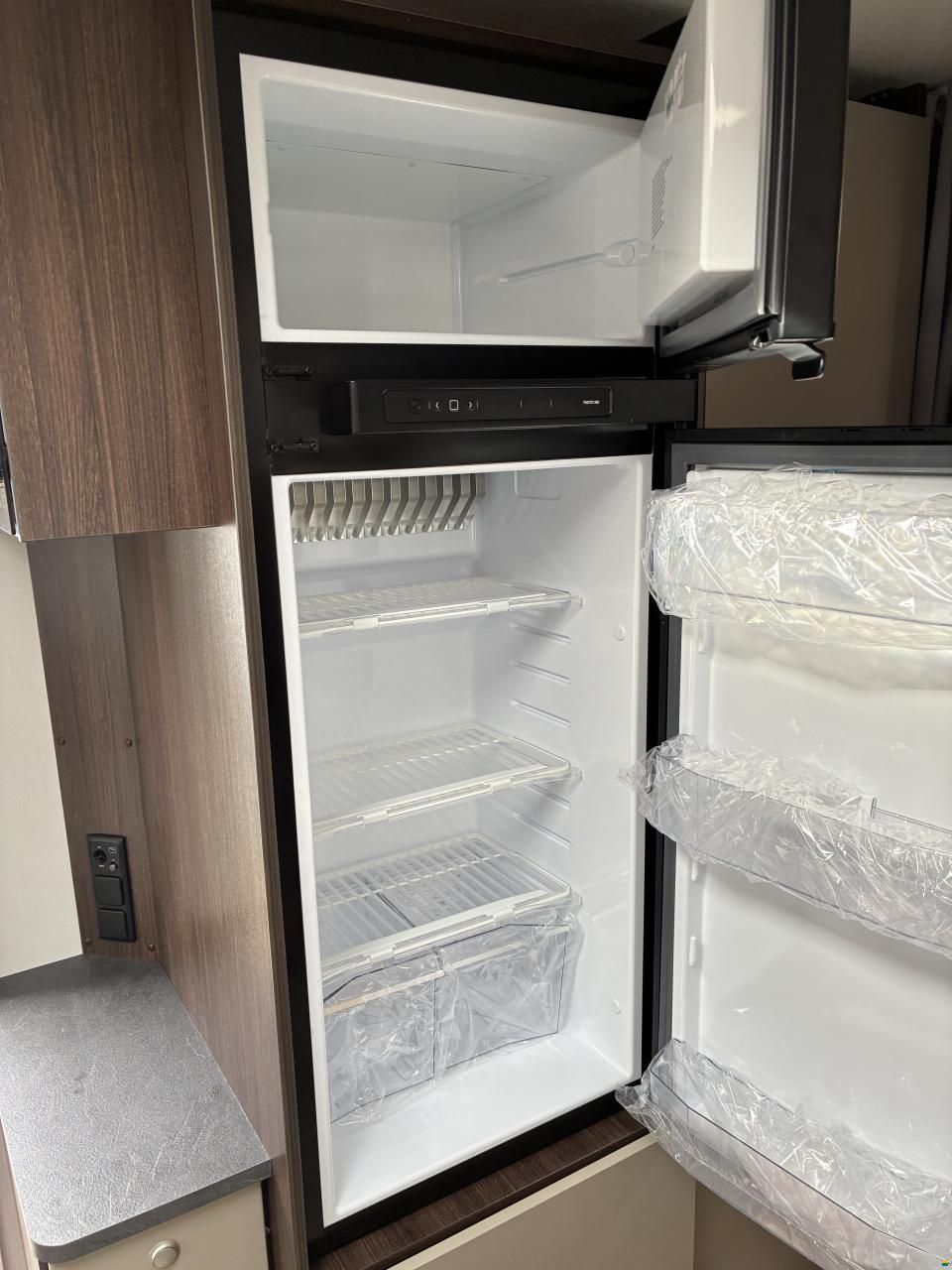 Polar 650 BQDA Black Edition