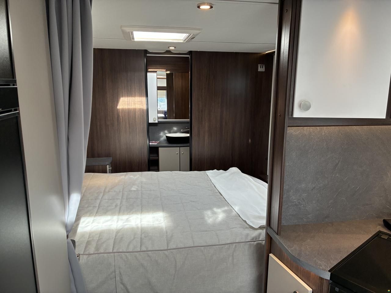 Polar 650 BQDA Black Edition