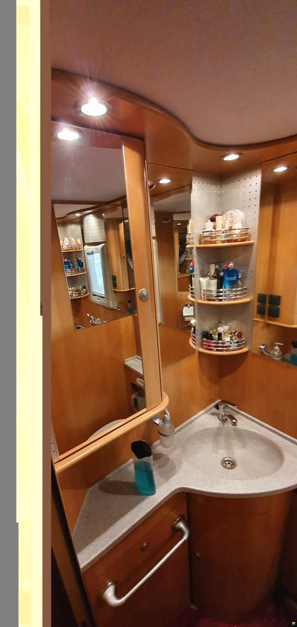 Phoenix Liner 9300 SG