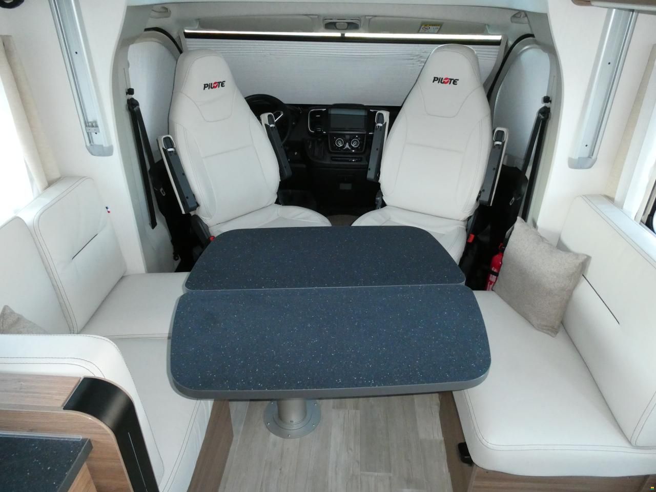 Pilote P726 FC Expression