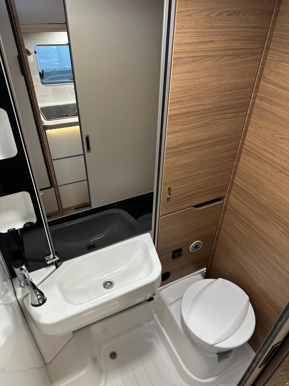 Knaus Van Ti 650 MEG Vansation