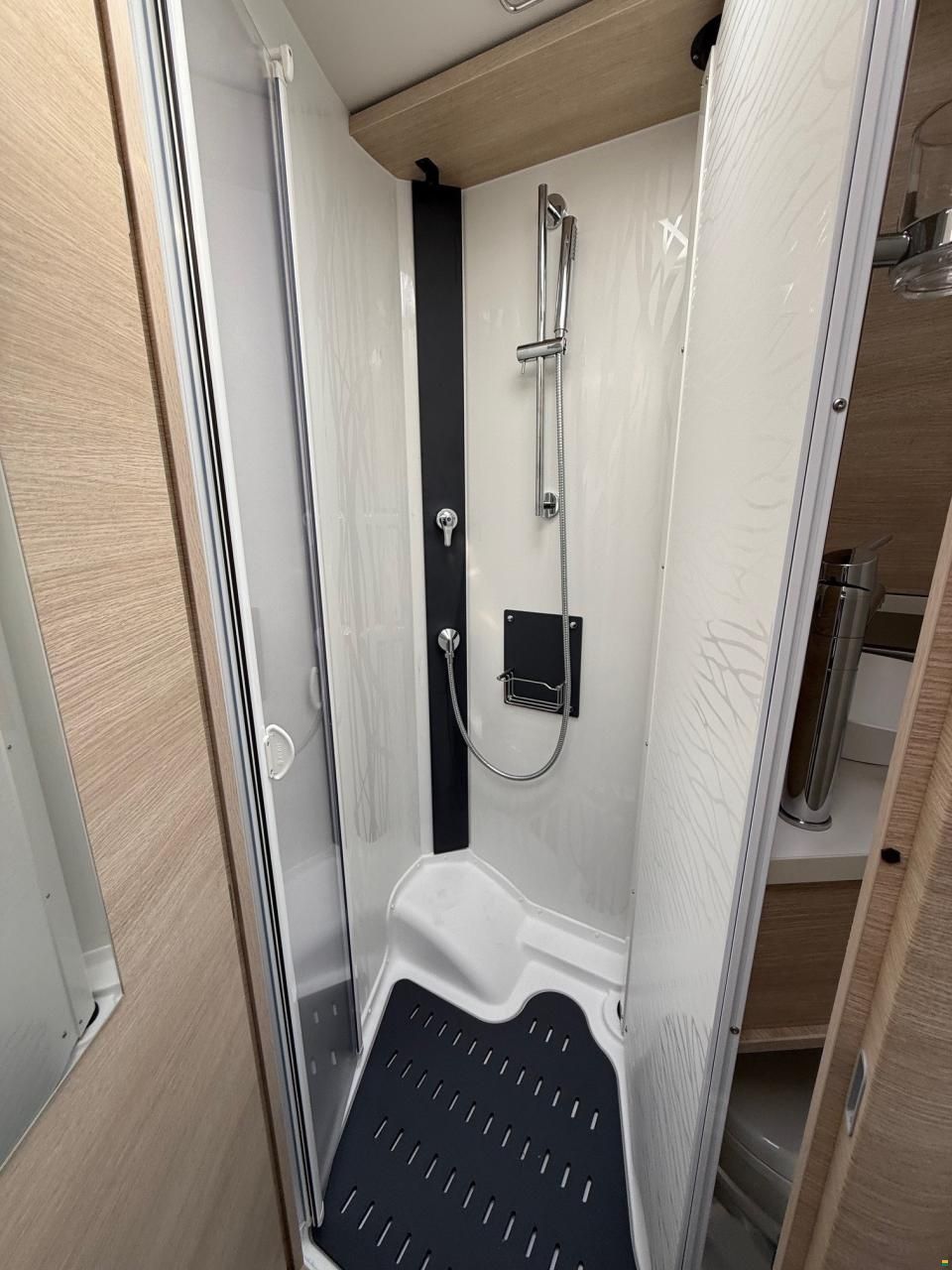 Rapido COMPACT i C55i 65ans