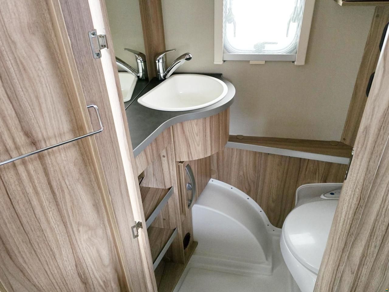 Hymer ERIBA-ENL 470 NOVA LIGHT