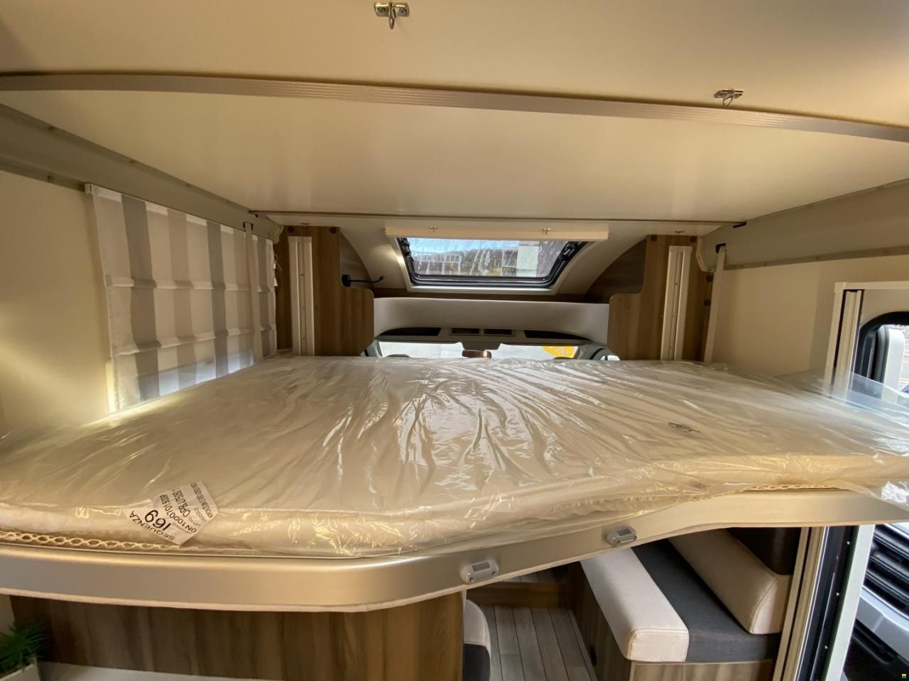 Roller Team Kronos 284 TL, Ford 2.0TDCi 165PS Autom.