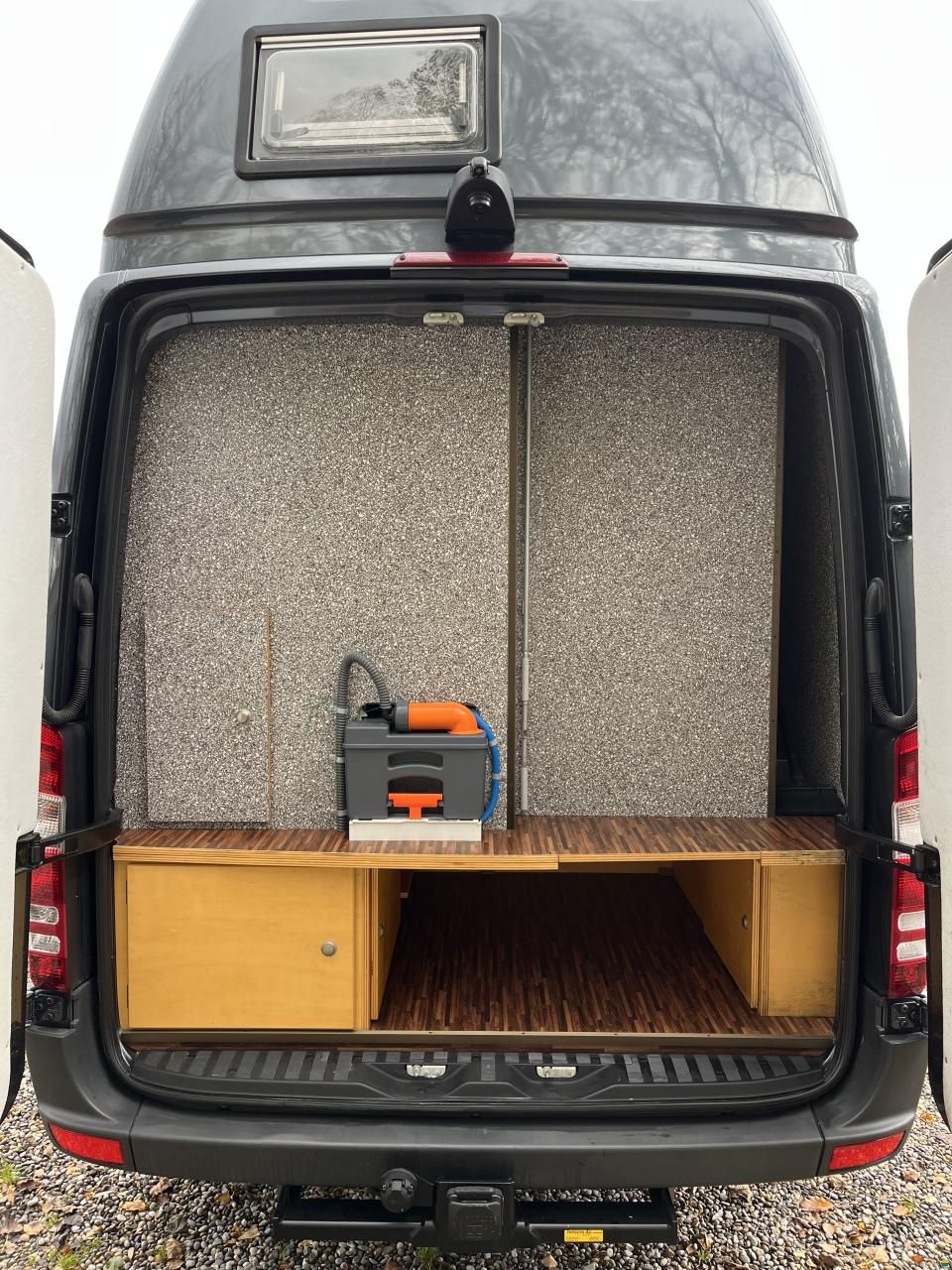 Mercedes Benz Sprinter