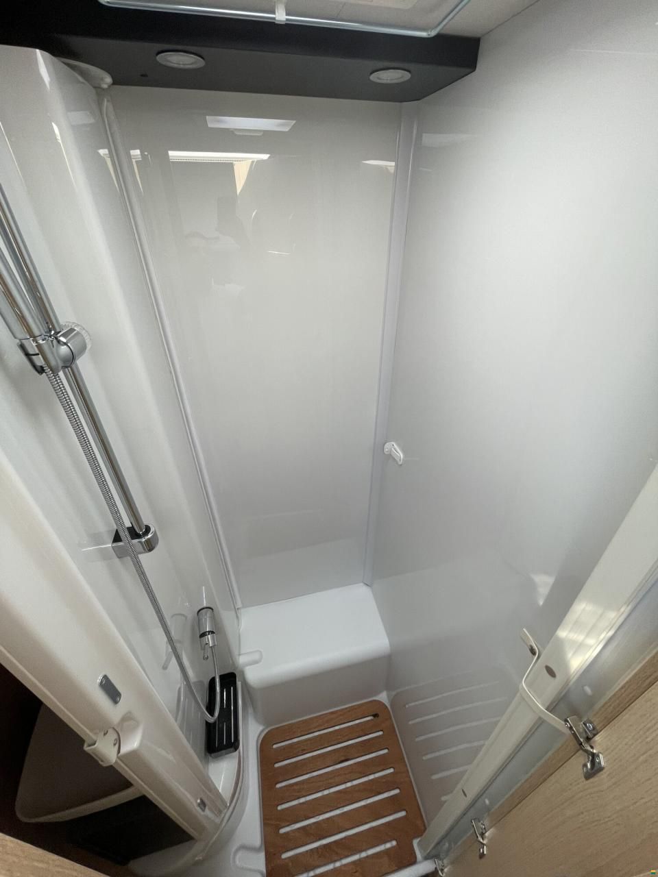 Sunlight Adventure T 67S