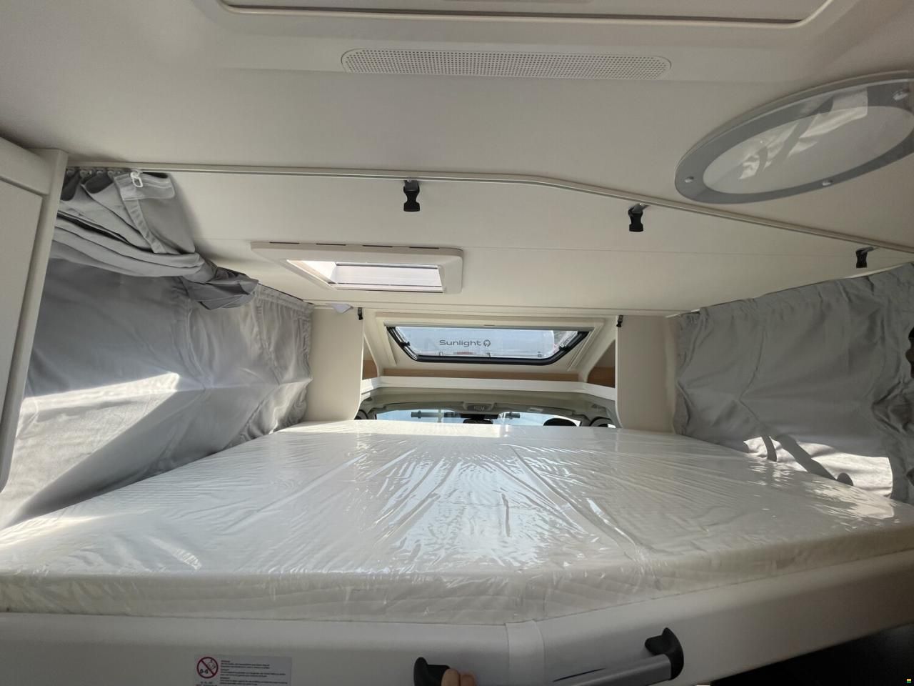 Sunlight Adventure T 67S