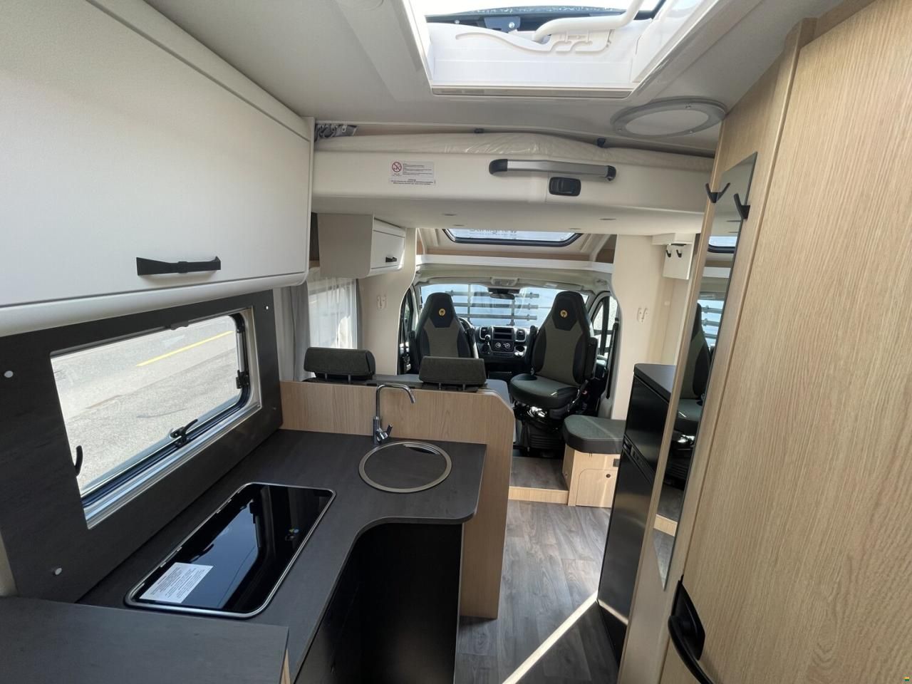 Sunlight Adventure T 67S