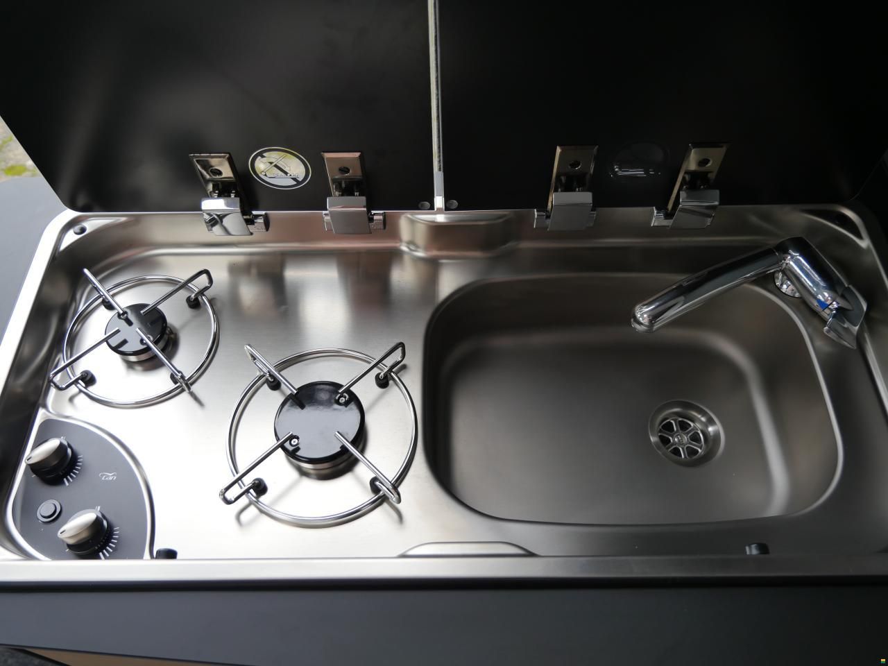 Adria Twin 640 SGX ¦ Swiss Edition