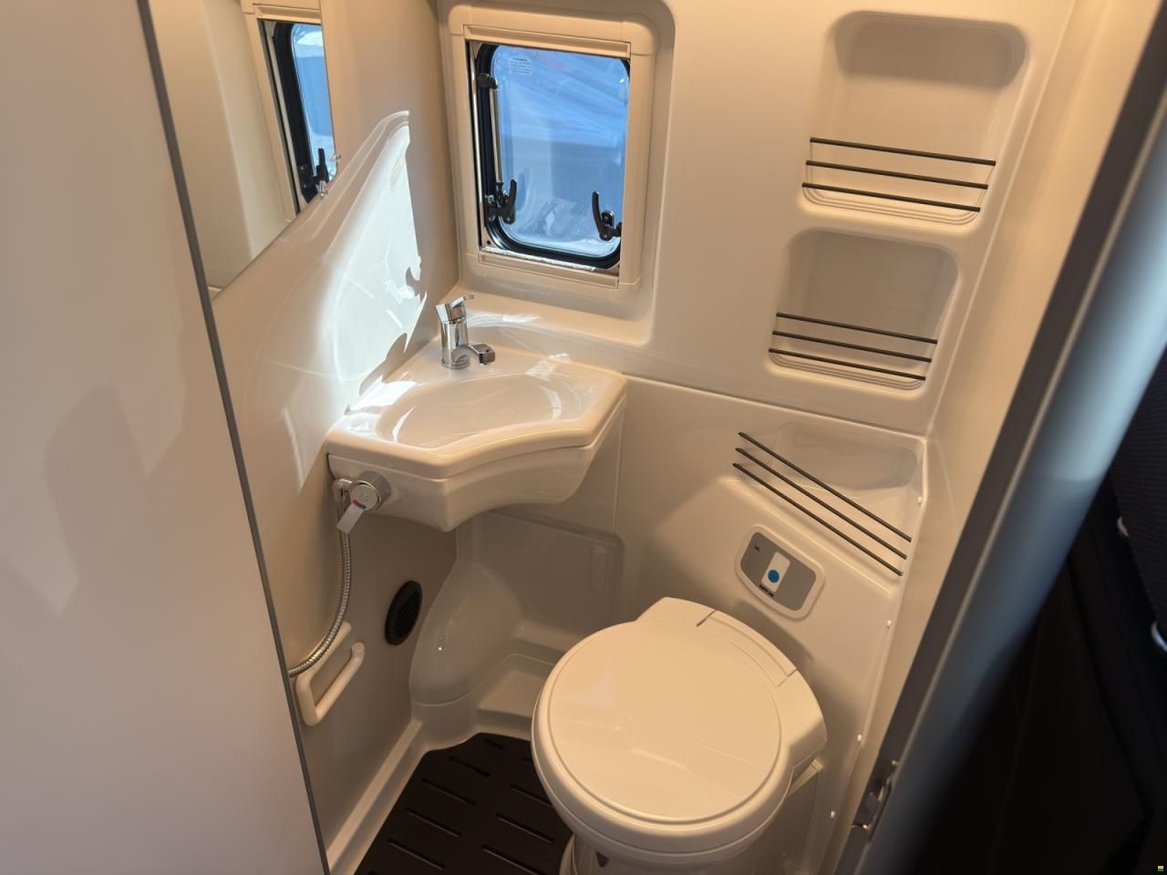 Westfalia Columbus 600 E 2.2D 8G