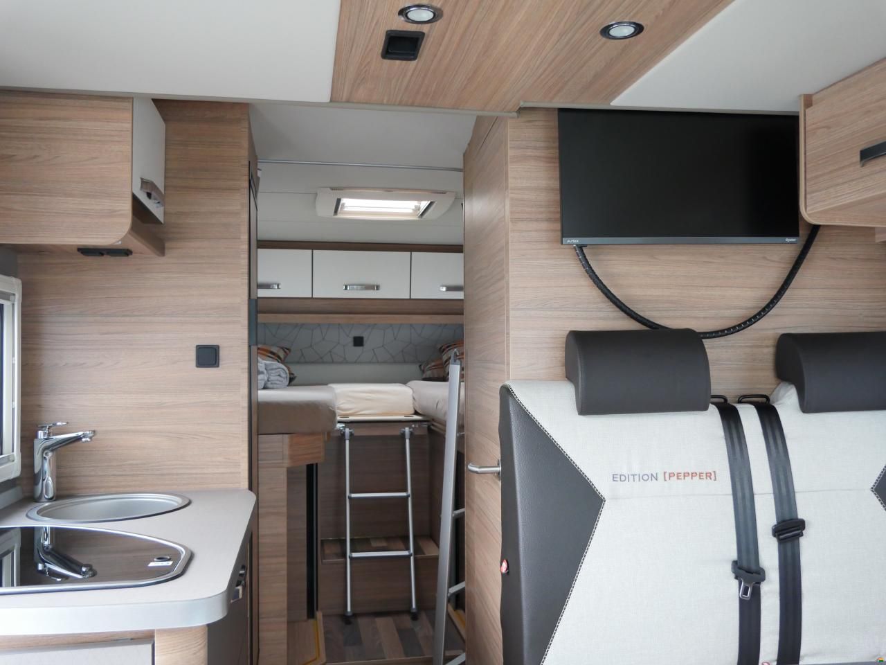 Weinsberg Cara Compact Suite MB 640 MEG