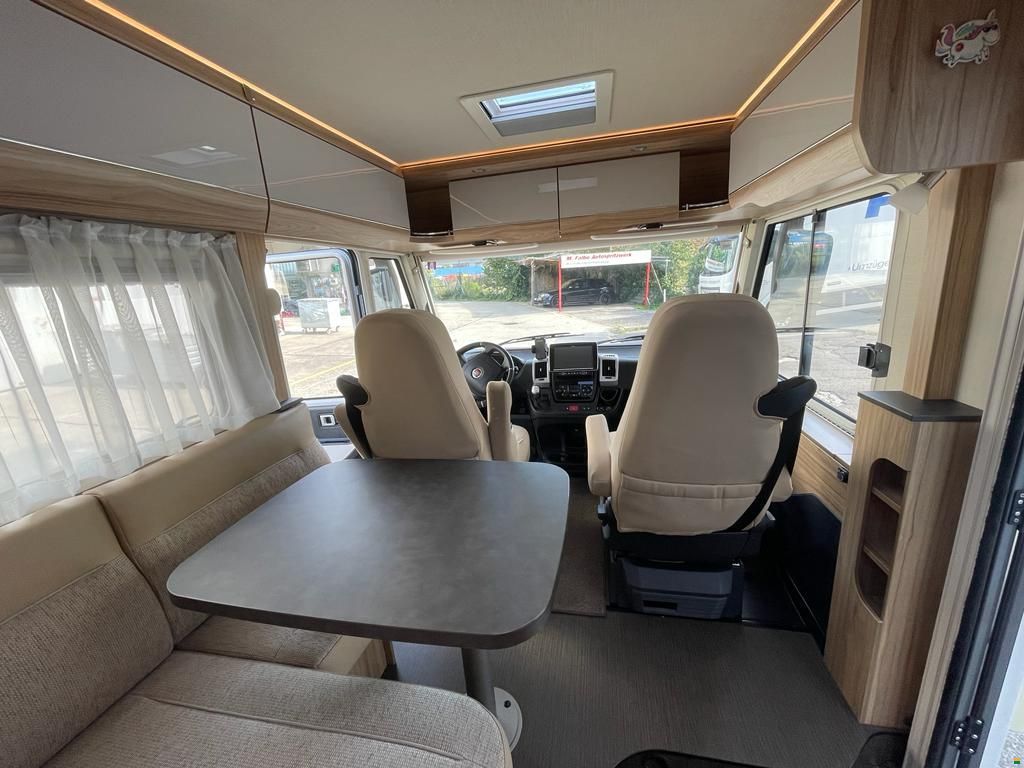 Hymer EXIS-i 588 integral