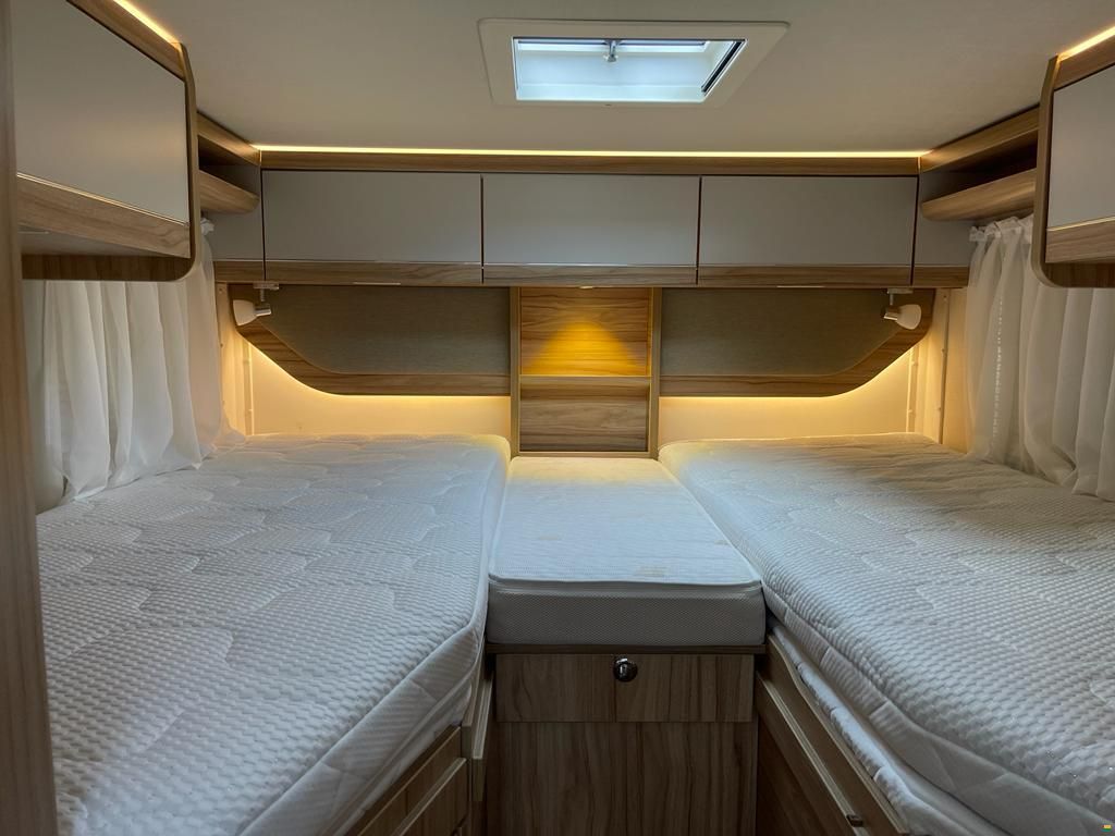 Hymer EXIS-i 588 integral