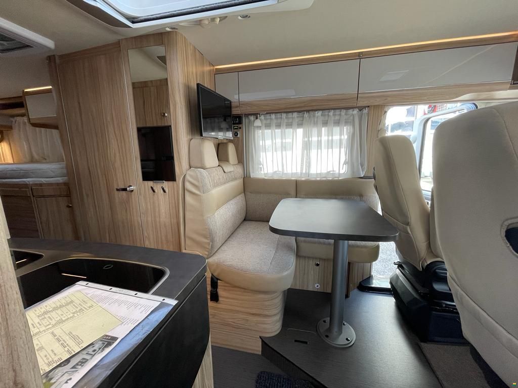 Hymer EXIS-i 588 integral