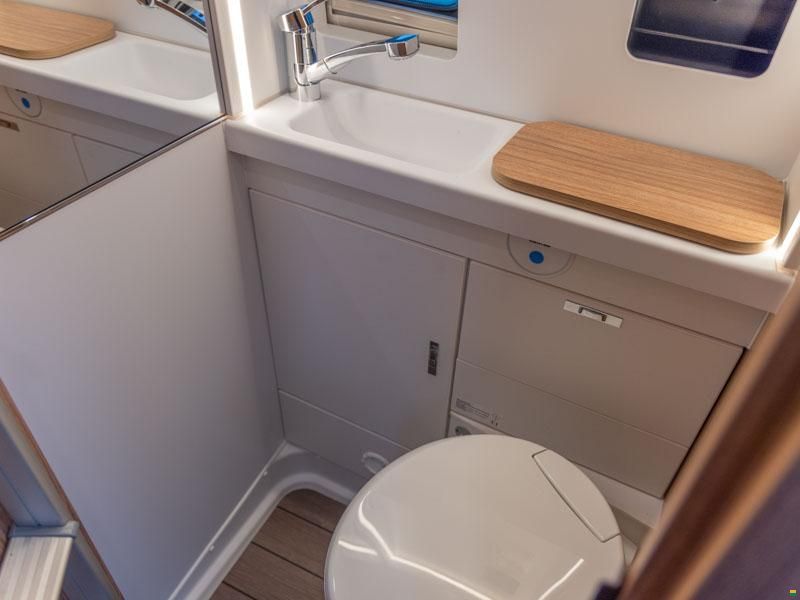 Weinsberg CaraBus 630 MEG [Outlaw] [Fire] Edition