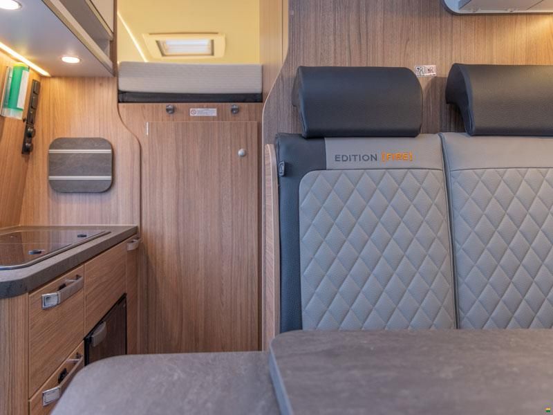 Weinsberg CaraBus 630 MEG [Outlaw] [Fire] Edition