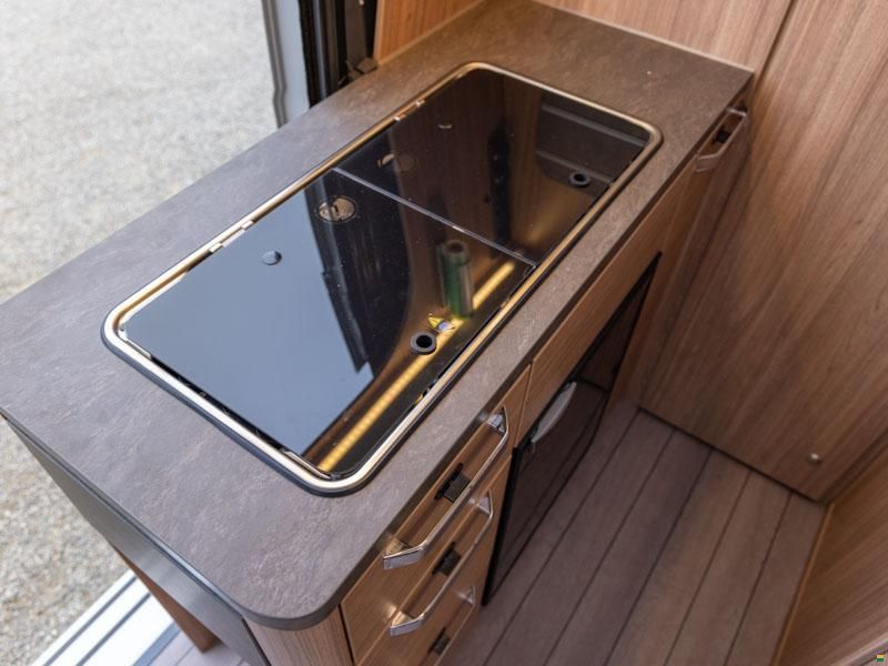 Weinsberg CaraBus 630 MEG [Outlaw] [Fire] Edition