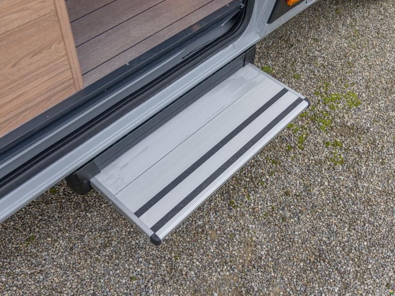 Weinsberg CaraBus 630 MEG [Outlaw] [Fire] Edition