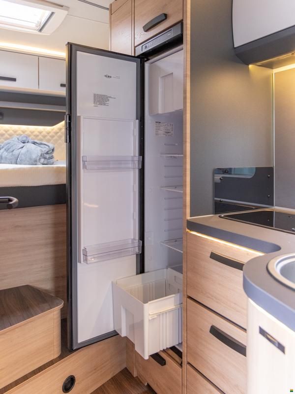 Knaus Live Wave 650 MG Platinum Selection