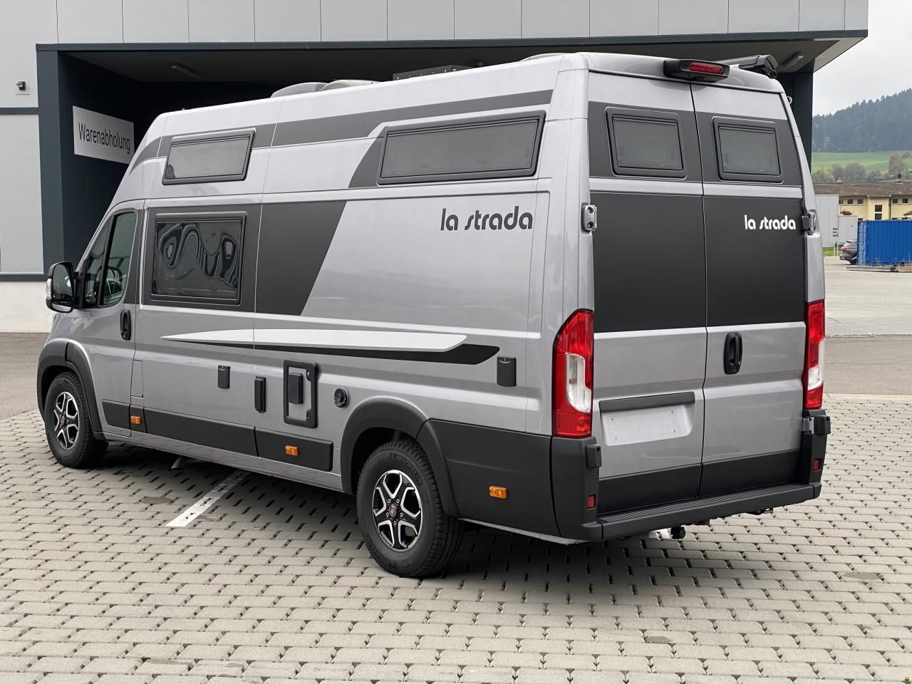 La Strada Avanti EBF