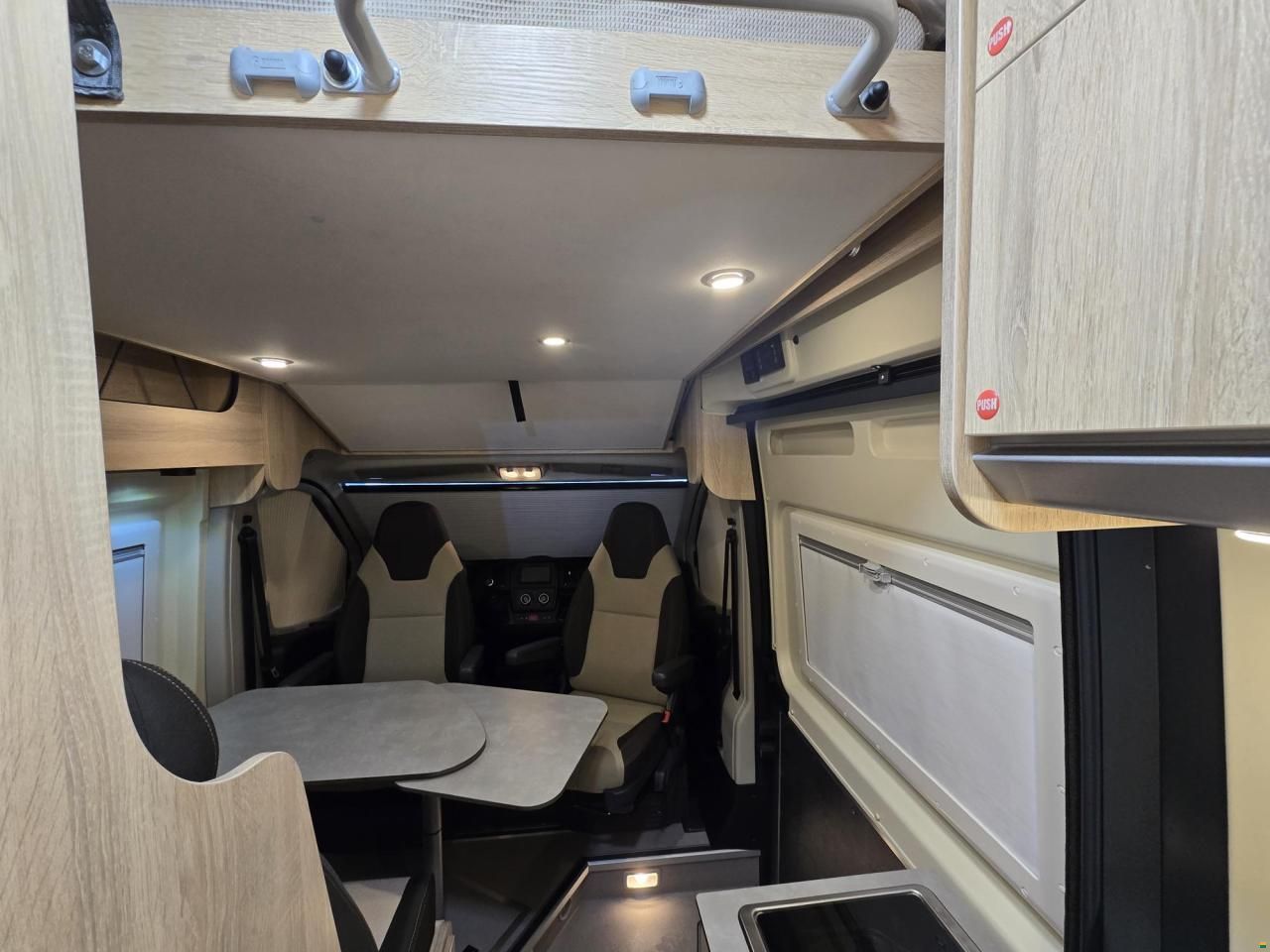 Clever Vans FAMILY 600 2.2 HDI H3