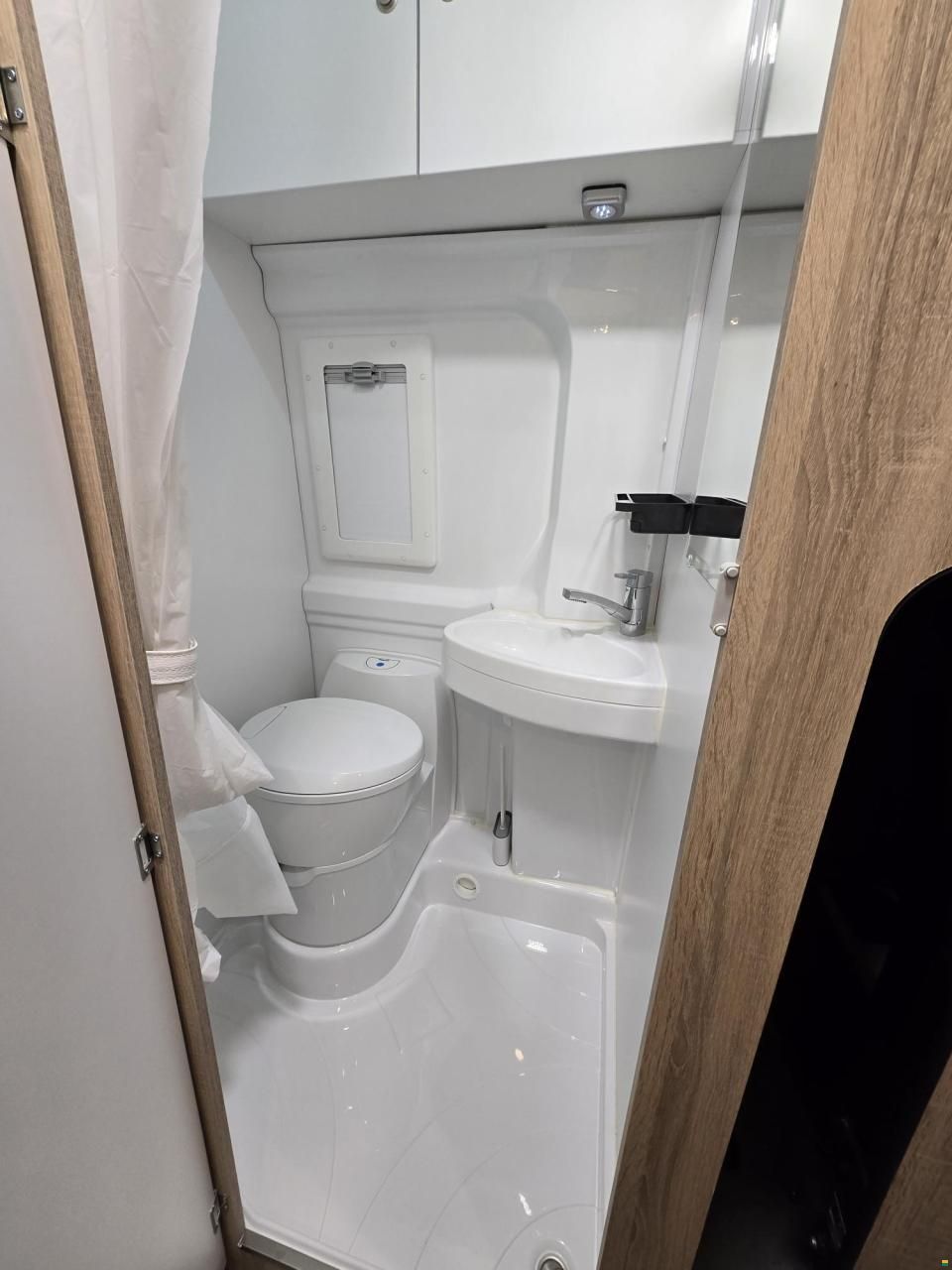 Clever Vans FAMILY 600 2.2 HDI H3