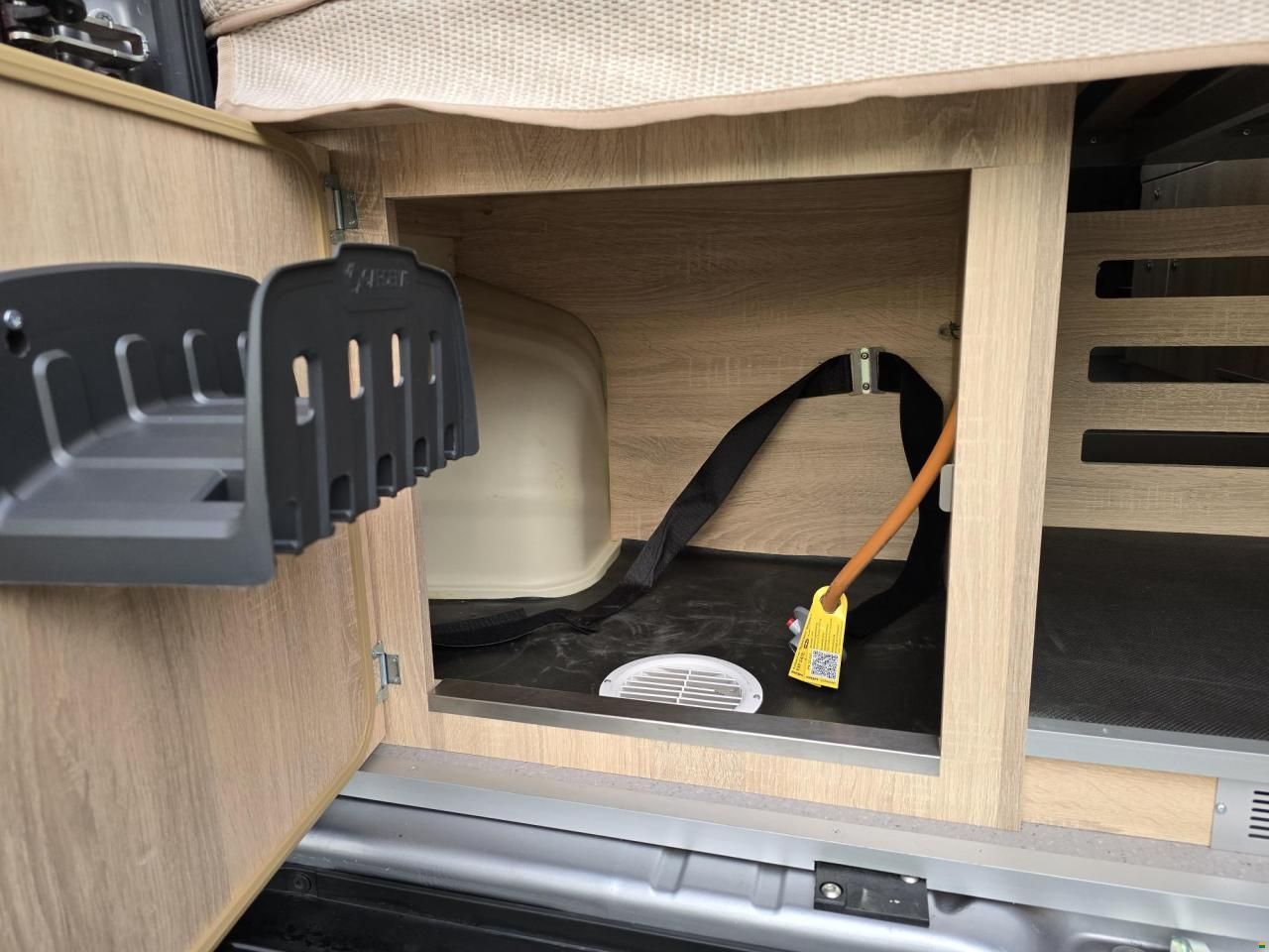 Clever Vans FAMILY 600 2.2 HDI H3