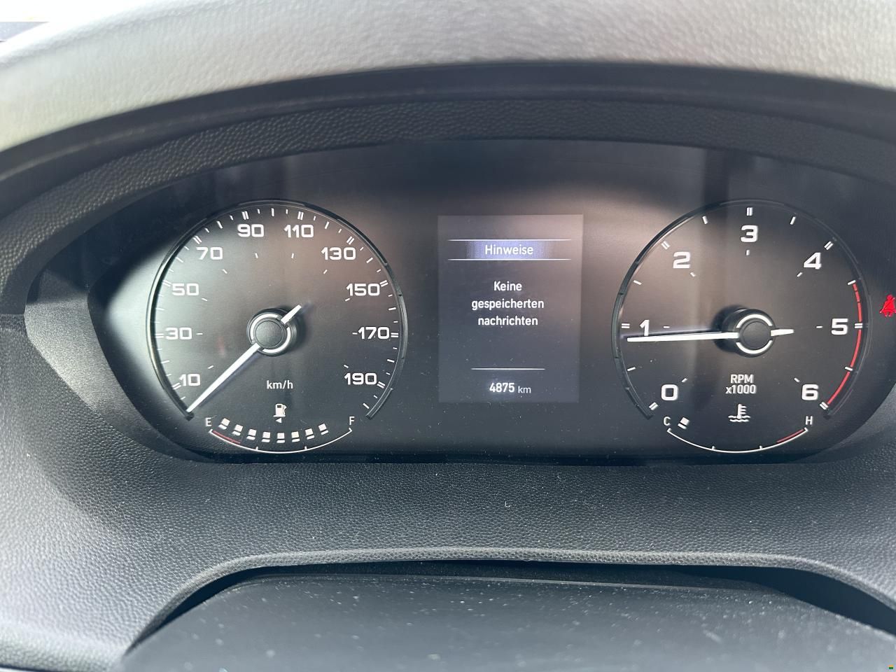 Bravia Mobil Swan 599