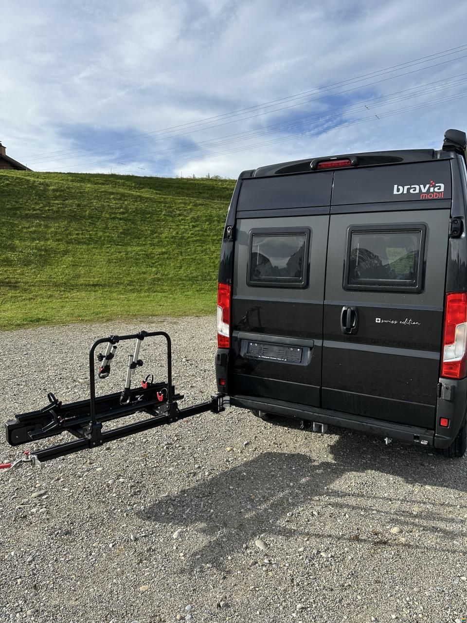 Bravia Mobil Swan 599