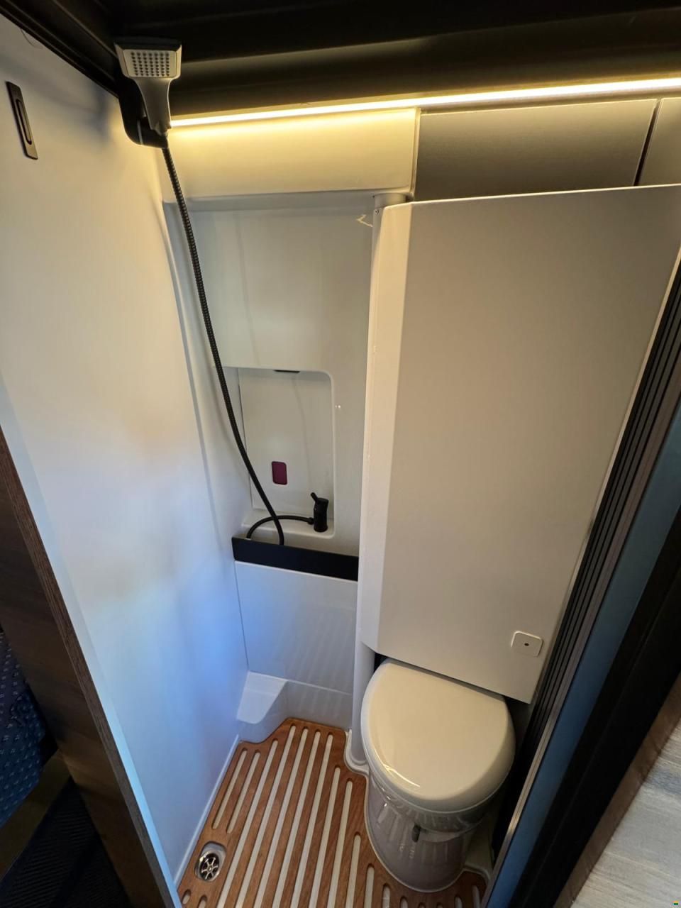 Adria Supertwin 600 SPB 4x4