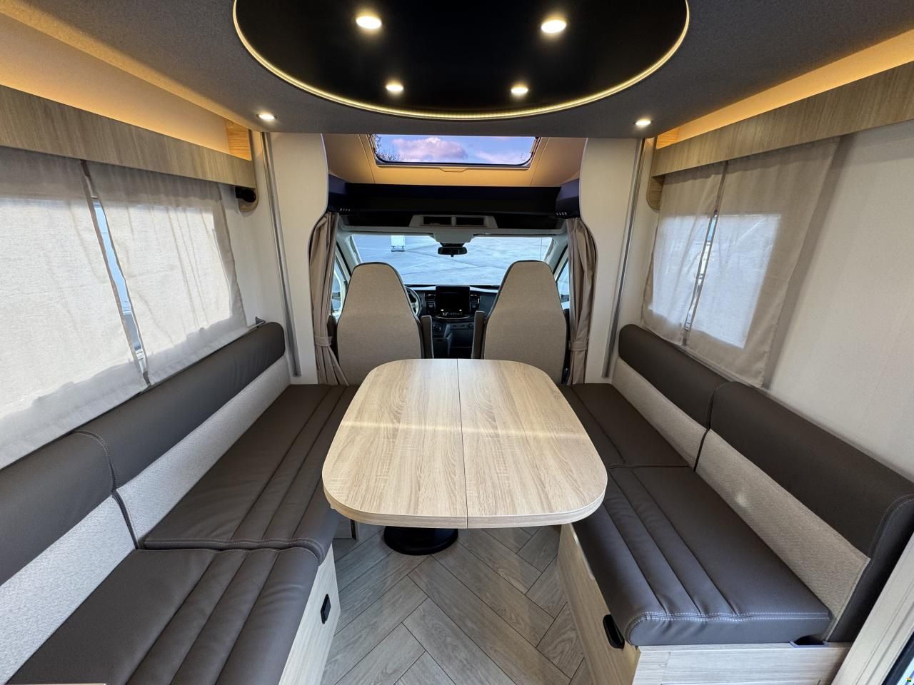 Challenger 260 Graphite Edition