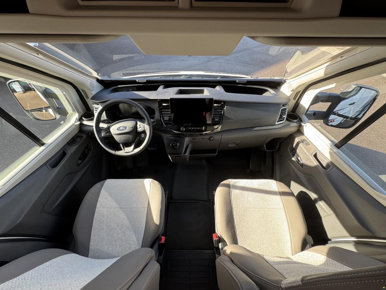 Challenger 260 Graphite Edition