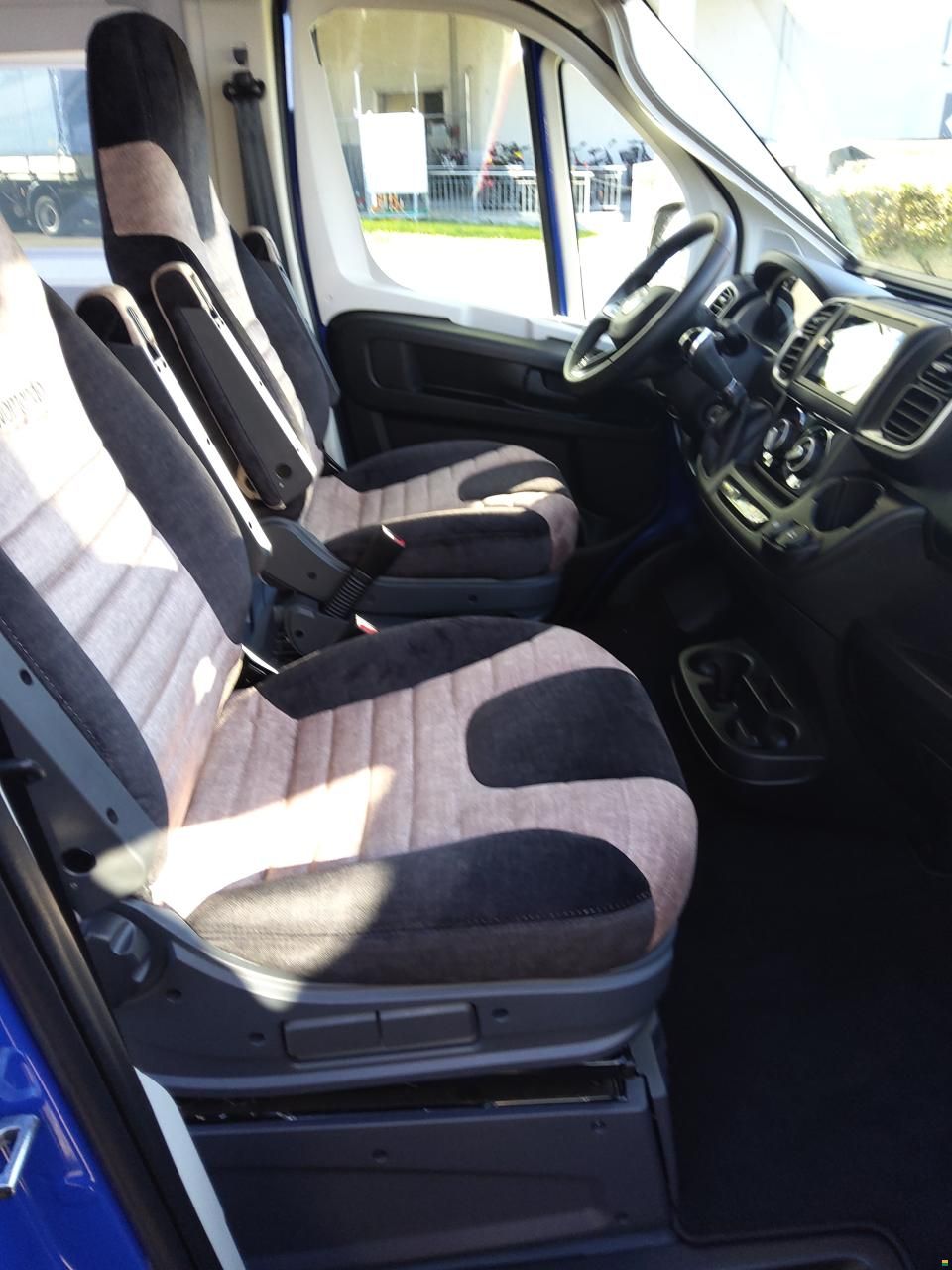 Robeta Womondo Lifestyle 600