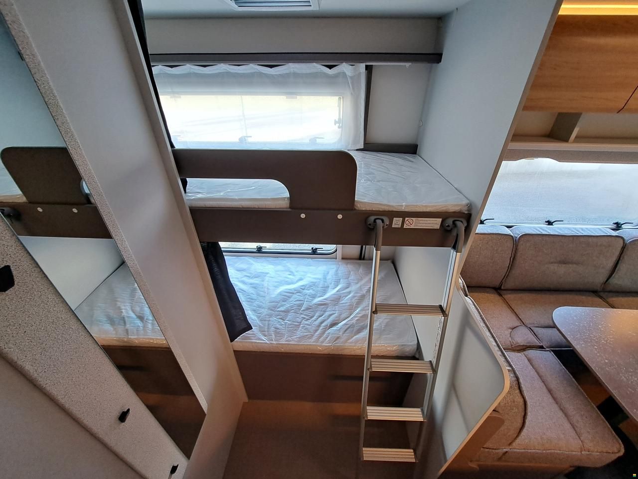 Bürstner Averso 560 TK B66