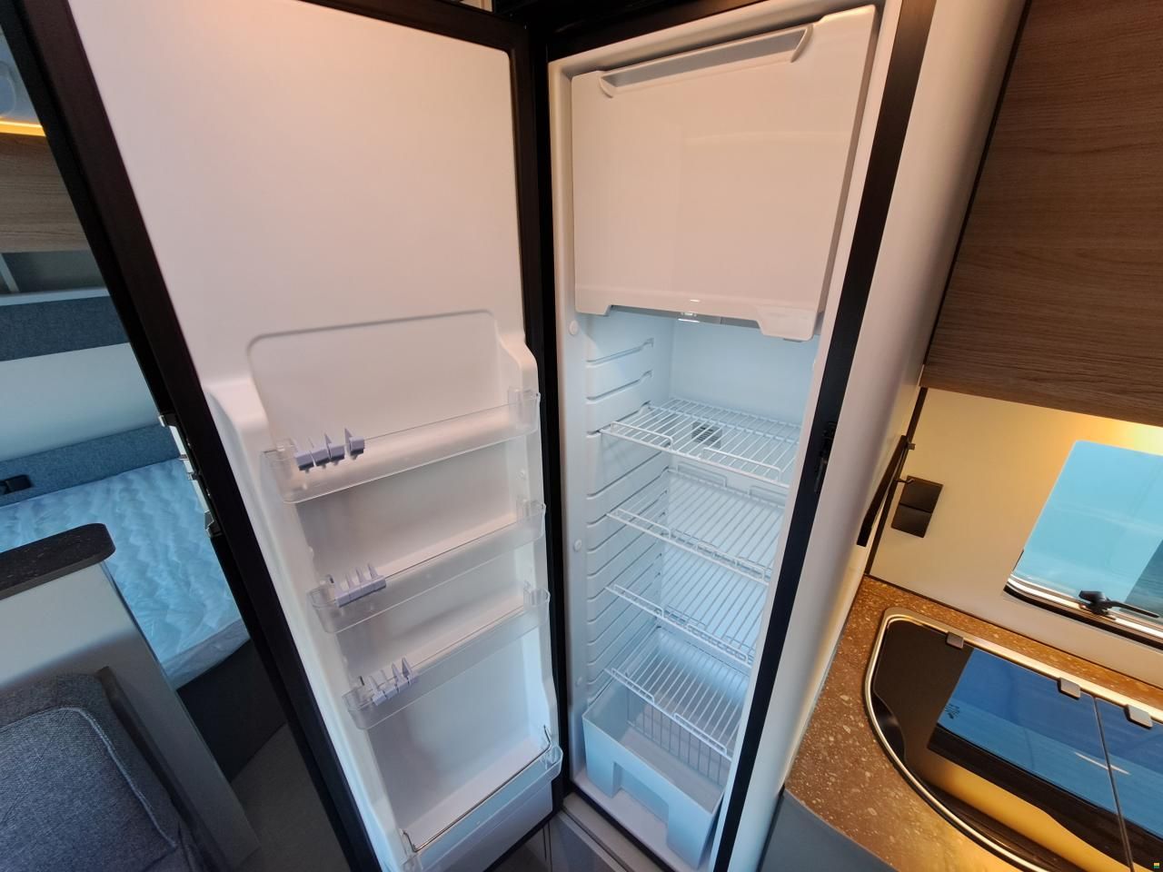 Bürstner Averso 560 TK B66