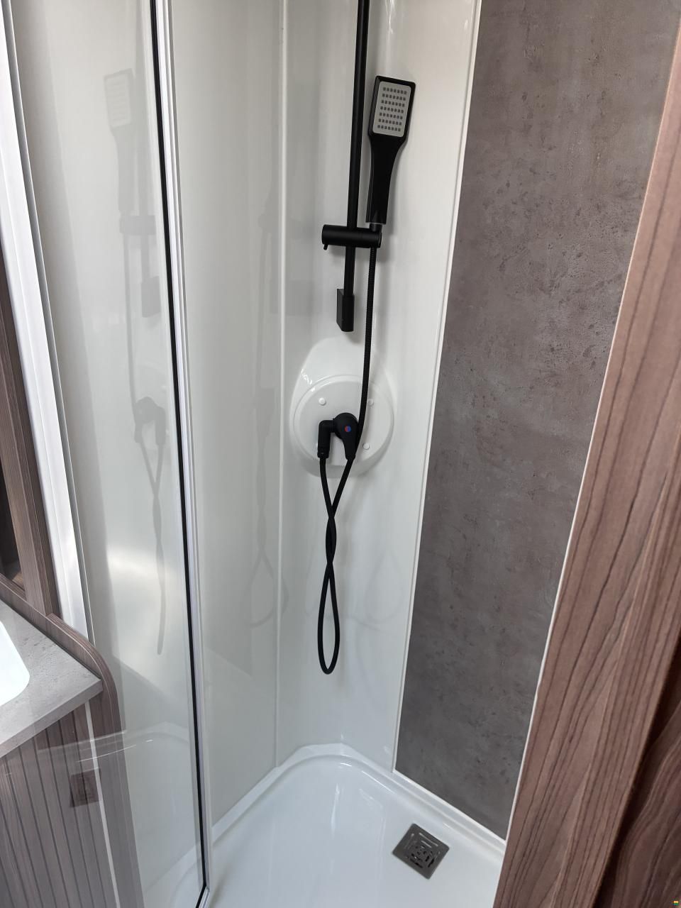 Kabe Imperial 630 TDL E2