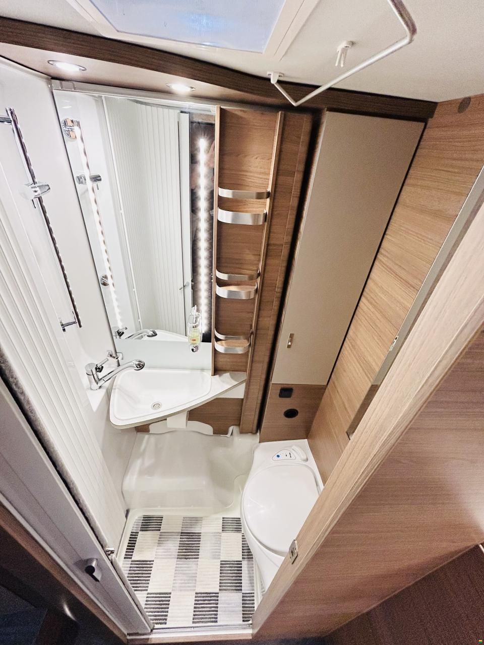 Knaus Live I 650 MEG